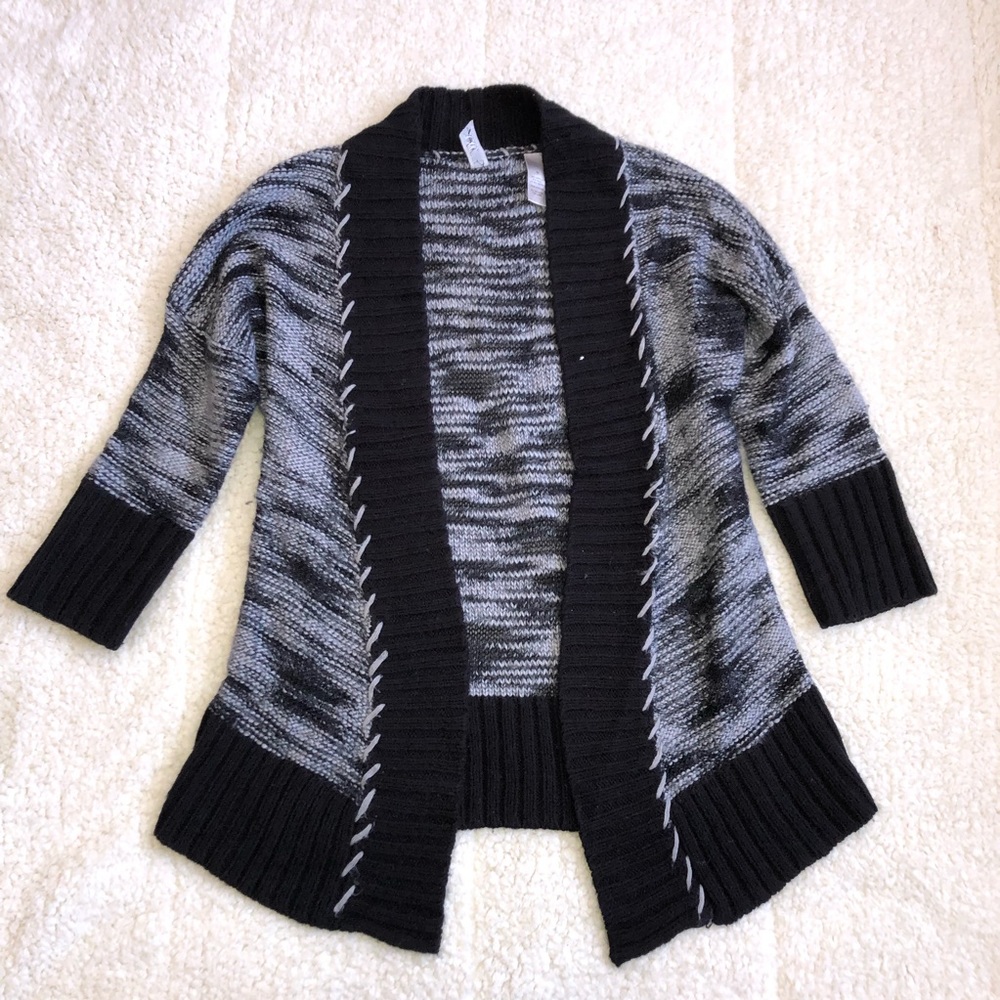 BKE sweater - Picture 2 of 3